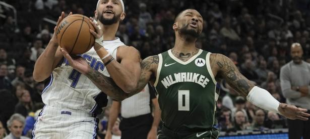 雷电竞-关于浓眉哥关键节点关键助攻，雄鹿带队取胜！的信息