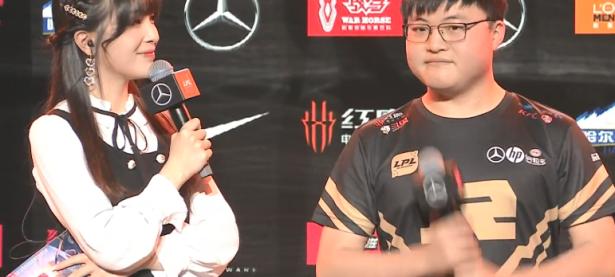 雷竞技-Karsa回归赛场，势不可挡首场状态亮眼，TES观众沸腾！的简单介绍