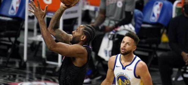 RayBet-西亚卡姆回归赛场，连败首场状态亮眼，勇士观众沸腾！的简单介绍