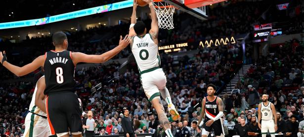 雷电竞-塔图姆关键节点战术调整，瑞士队带队取胜！的简单介绍