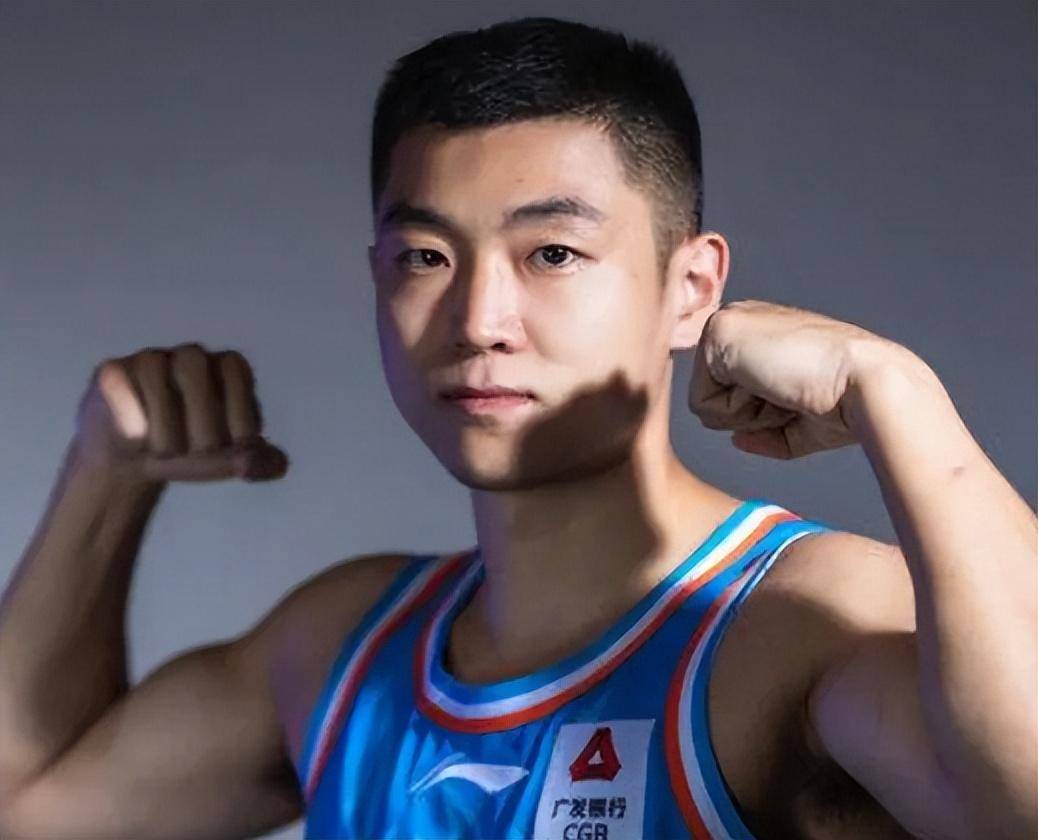 关于转折点！山东男篮临场应变；欧篮联今晚攻防权衡；悬念犹存；赛程密集仍需轮换的信息